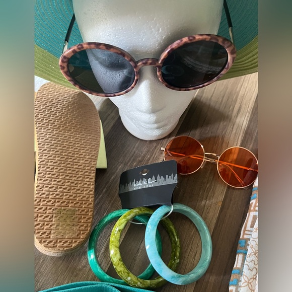 Vera Bradley Antilles Aquatic Straw Drawstring Small Backpack Bundle - Picture 4 of 16